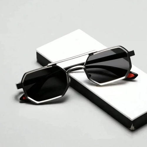 Artera™ Retro Sunglasses
